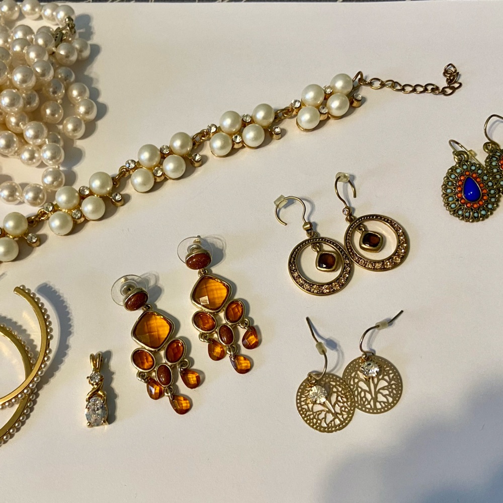 Misc gold tone costume jewelry bundle